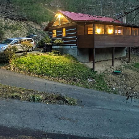 The Robins Nest With Hot Tub Villa Pigeon Forge Eksteriør billede