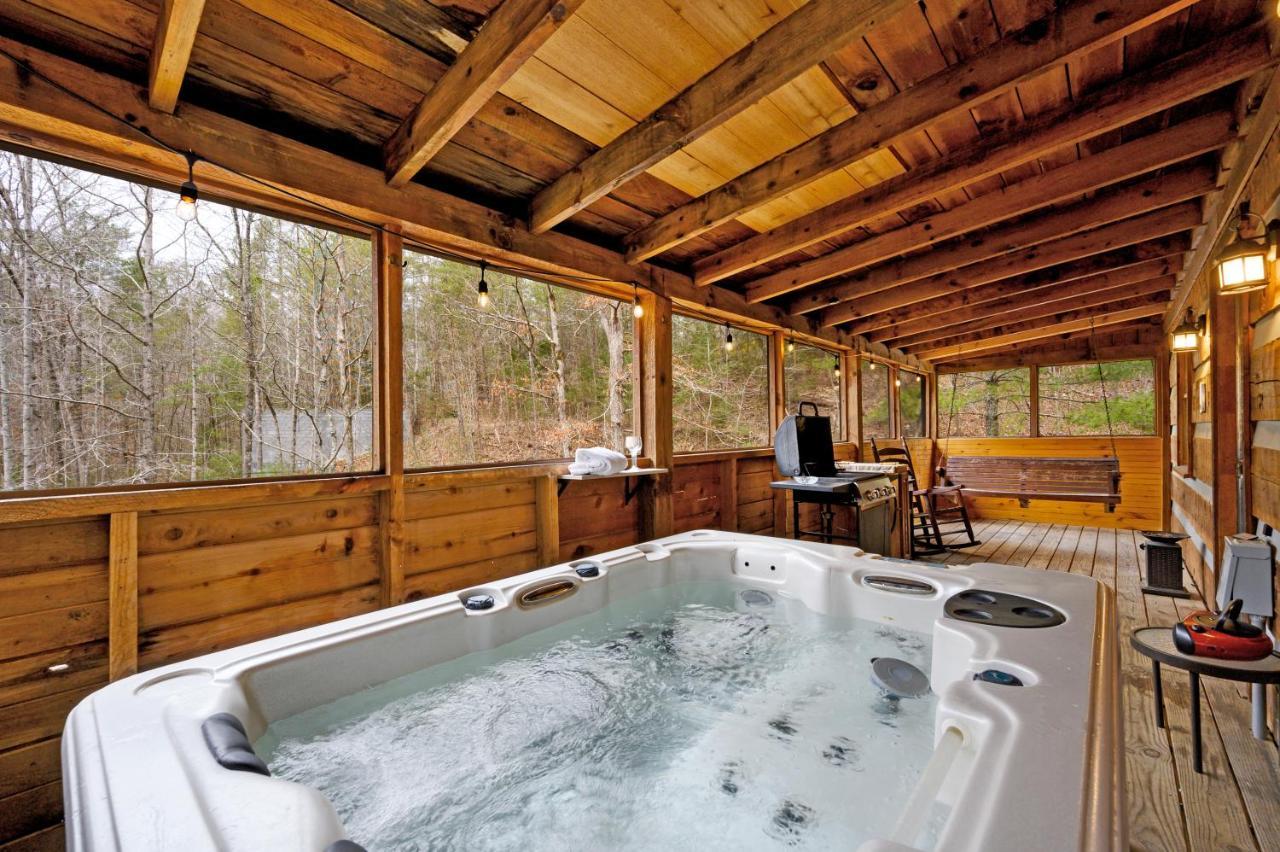 The Robins Nest With Hot Tub Villa Pigeon Forge Eksteriør billede