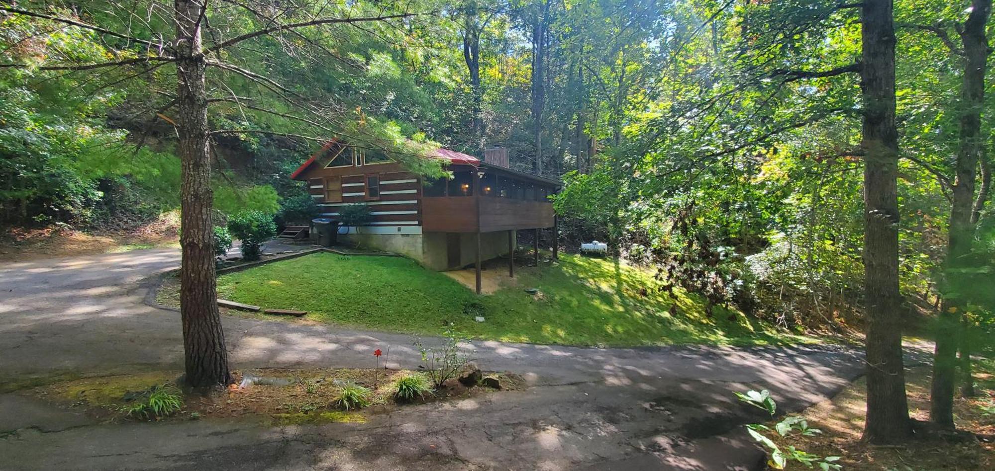 The Robins Nest With Hot Tub Villa Pigeon Forge Eksteriør billede